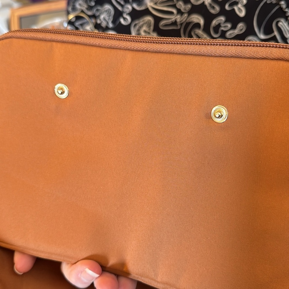 Brown Men's Duffel Bag - Picture 6 of 10